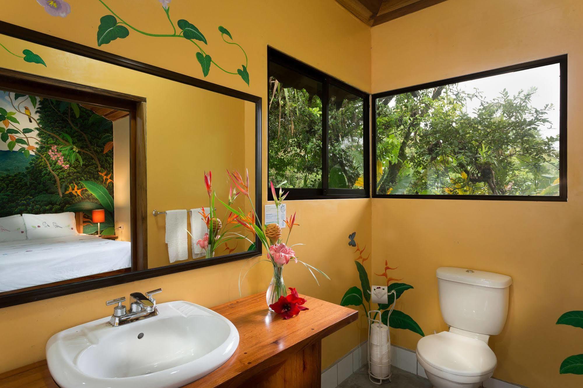 Casitas Tenorio B&B And Farm Бихагуа Экстерьер фото