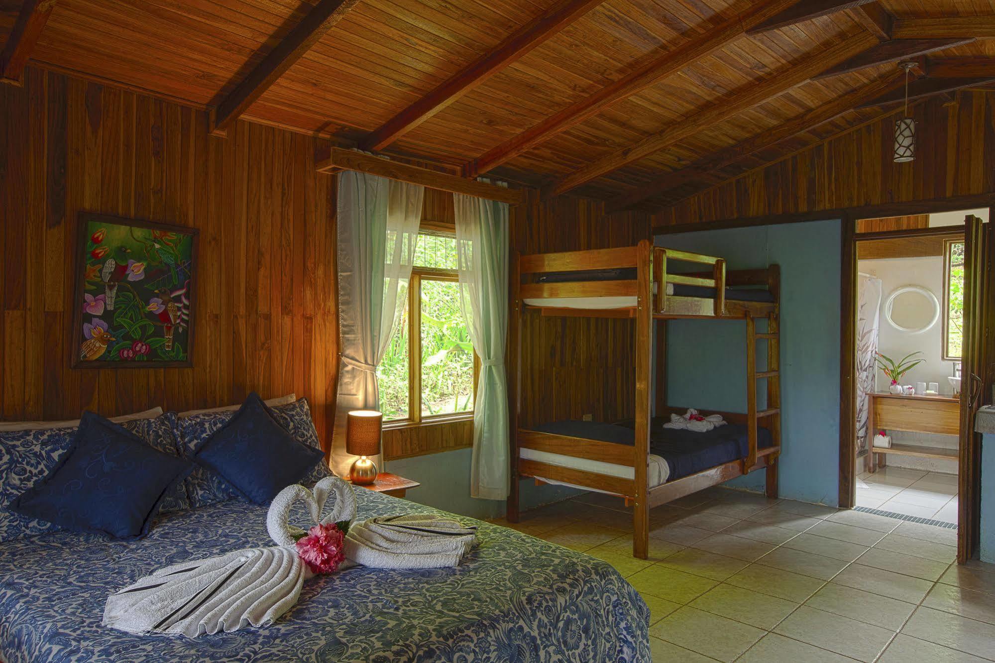 Casitas Tenorio B&B And Farm Бихагуа Экстерьер фото